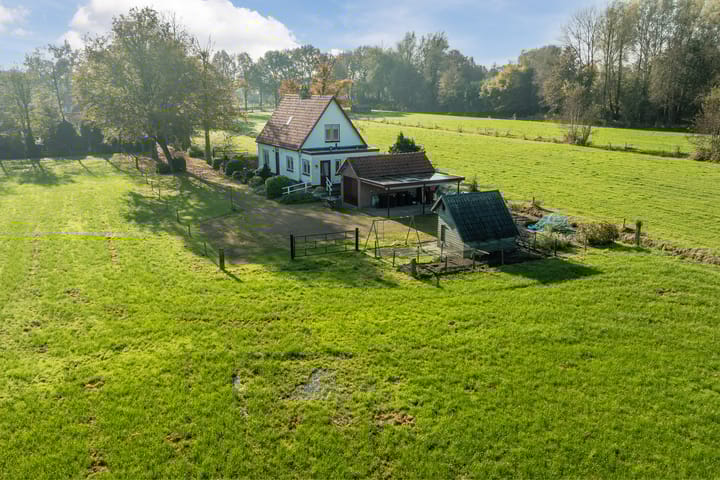 Photo 6 of Emelaarseweg 1-A