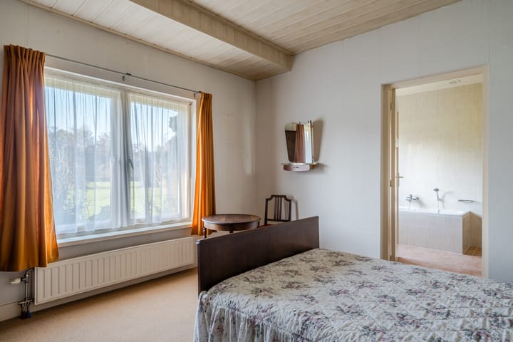 Photo 16 of Emelaarseweg 1-A