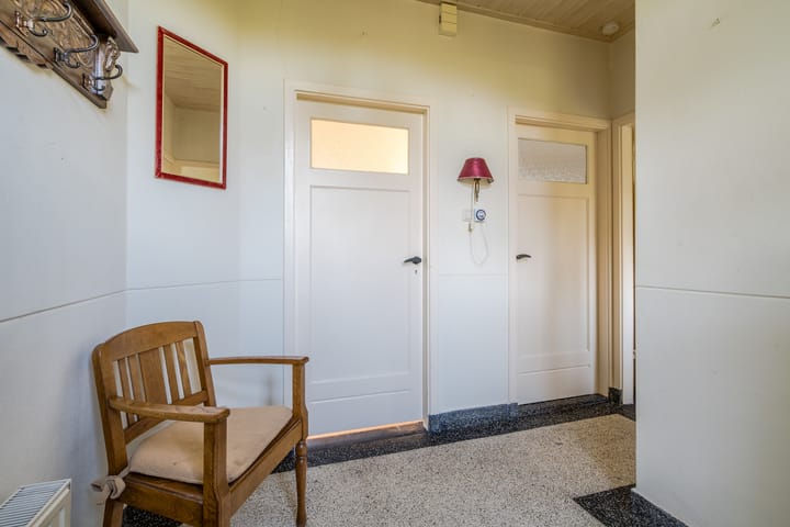 Photo 21 of Emelaarseweg 1-A