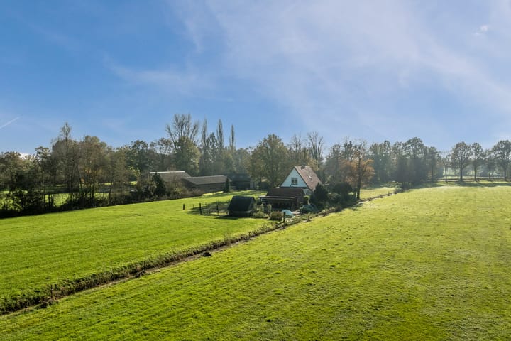 Photo 47 of Emelaarseweg 1-A