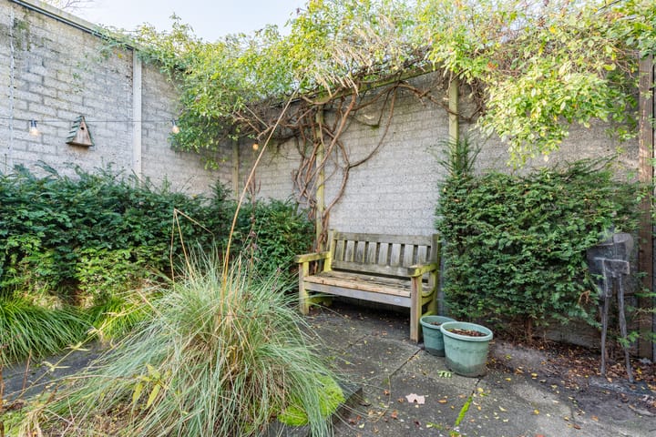 Photo 33 of Bijenveld 4