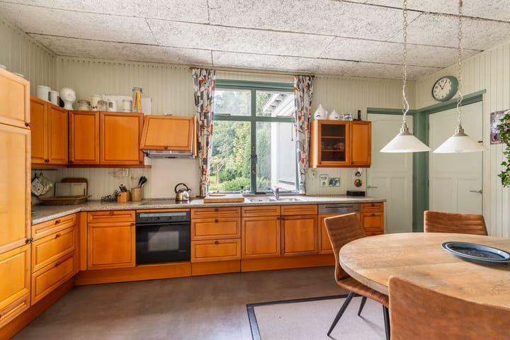 Photo 16 of Stationsweg 32