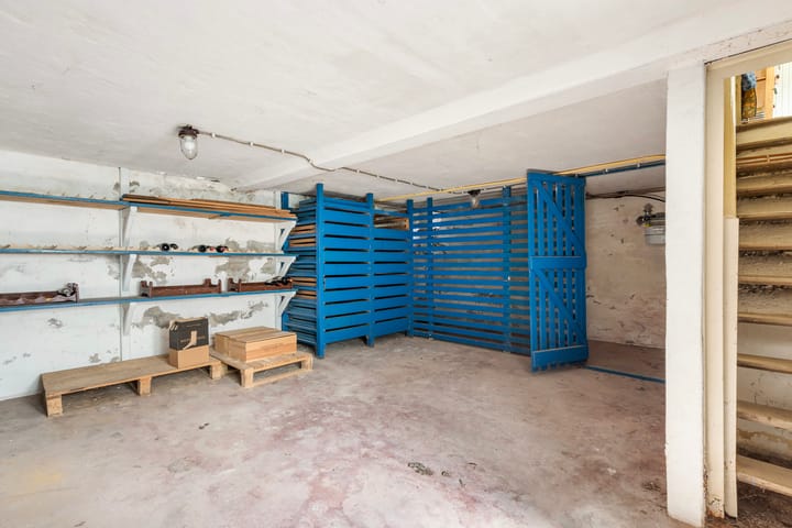 Photo 37 of Stationsweg 32