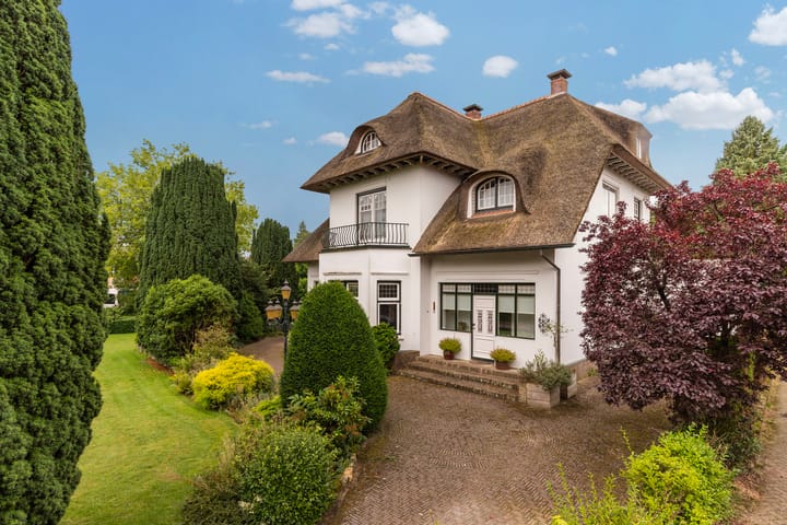 Photo 40 of Stationsweg 32