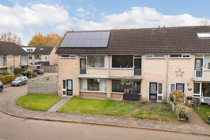 Foto 2 van Tichelkamp 1