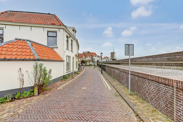 Bekijk foto 45 van Dijkstraat 16