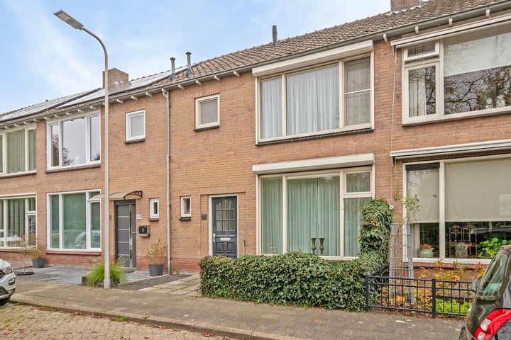 View photo 27 of Margrietstraat 13