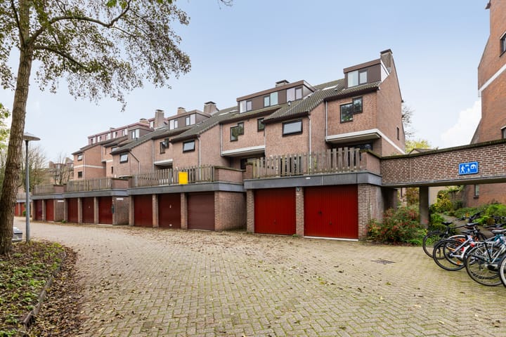 Foto 38 van Albert van Dalsumlaan 749