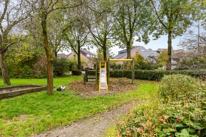 Foto 40 van Albert van Dalsumlaan 749