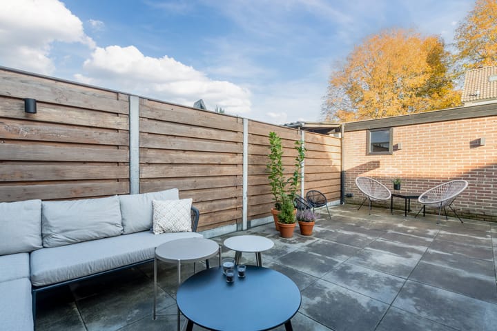 Photo 34 of Jacob van Ruysdaelstraat 22