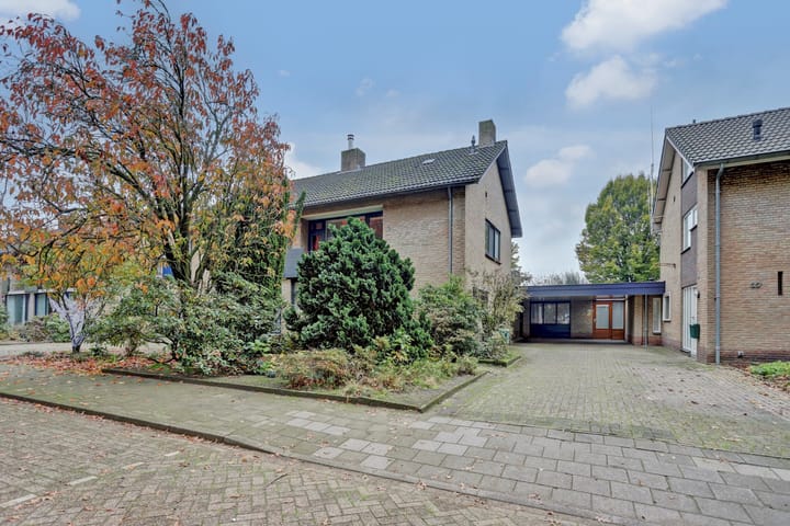 Foto 1 van Emmaplein 29