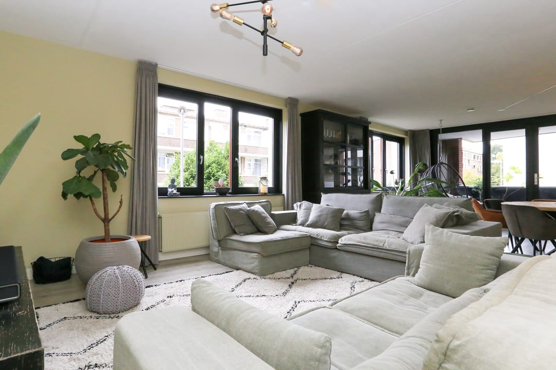 Foto 16 van Deernsstraat 6