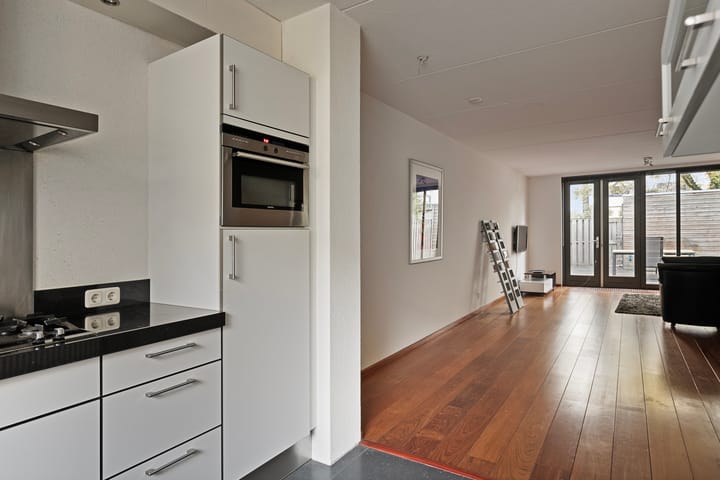 Foto 12 van Faradaystraat 45