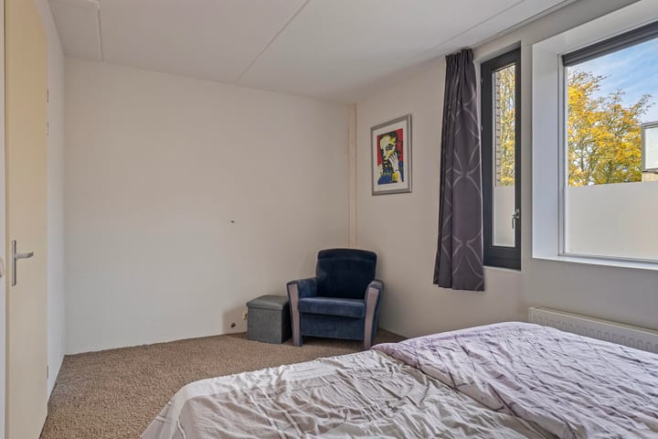 Foto 15 van Faradaystraat 45