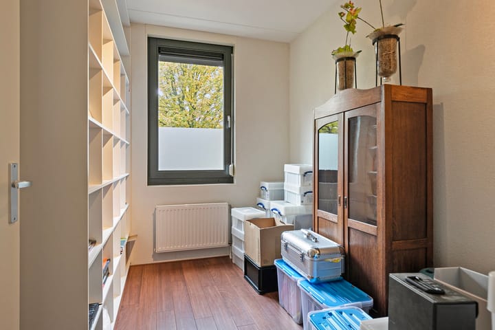 Foto 21 van Faradaystraat 45