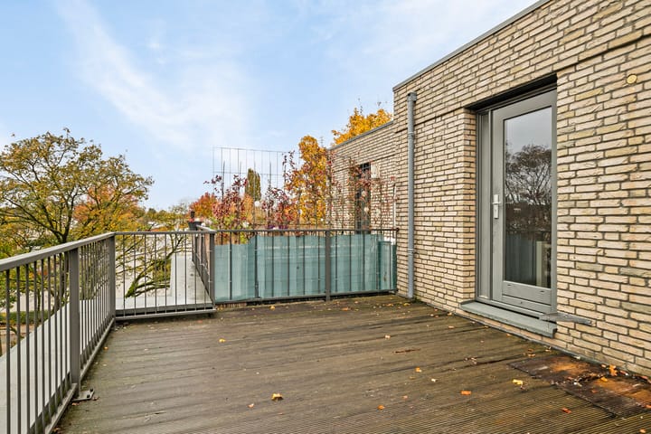 Foto 27 van Faradaystraat 45