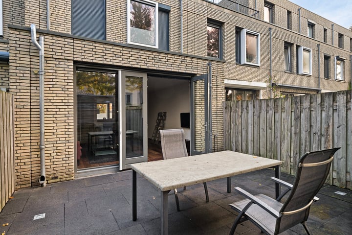 Bekijk foto 30 van Faradaystraat 45