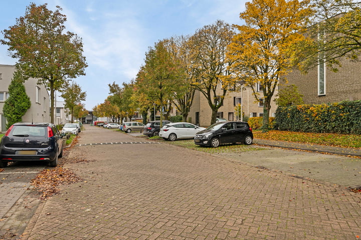 Bekijk foto 34 van Faradaystraat 45