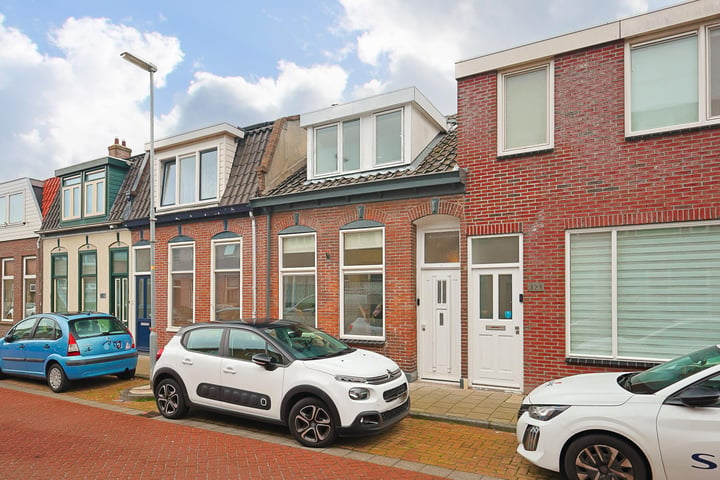 View photo 2 of Krugerstraat 119