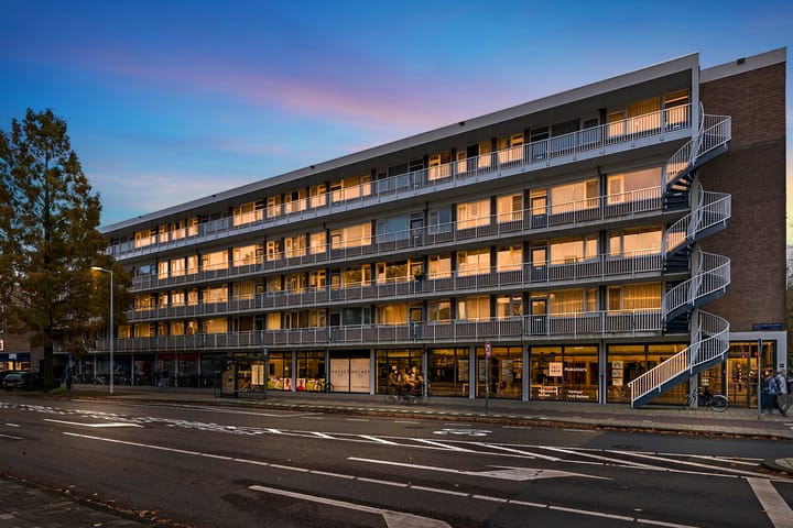 Photo 25 of Arent Janszoon Ernststraat 839