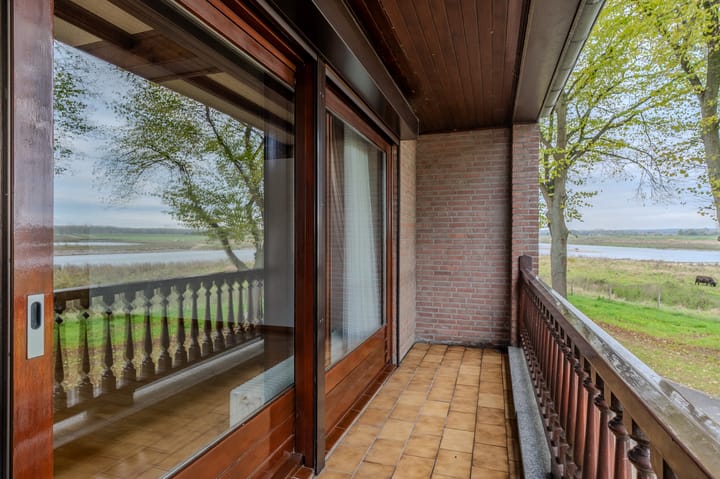 Foto 15 van Dijk 7-B