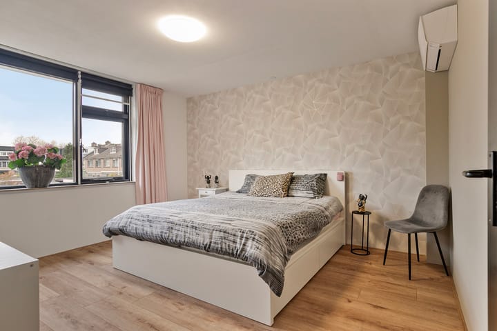 Foto 8 van Couperusstraat 46