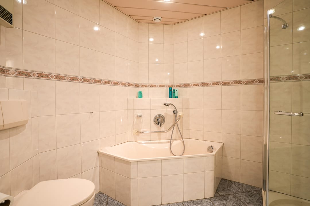 Photo 11 of Wolfeynde 20