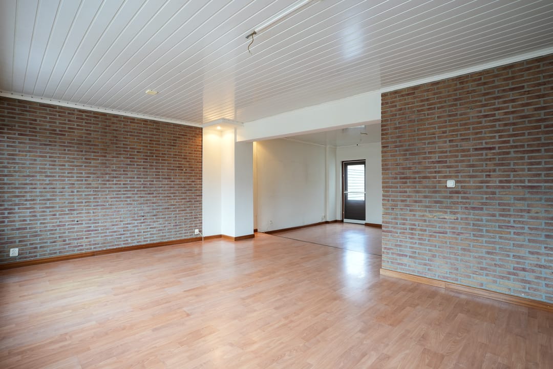 Photo 23 of Wolfeynde 20