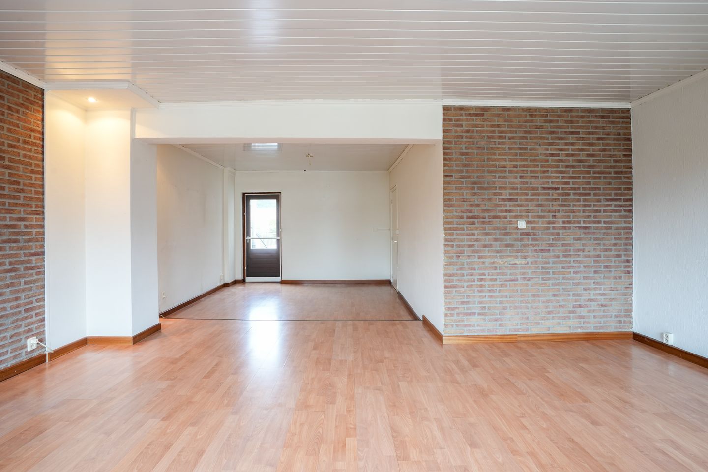 Photo 25 of Wolfeynde 20