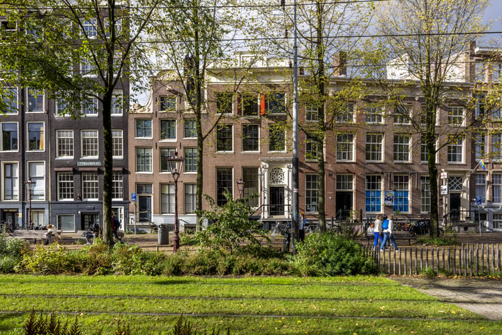 View photo 70 of Nieuwezijds Voorburgwal 284