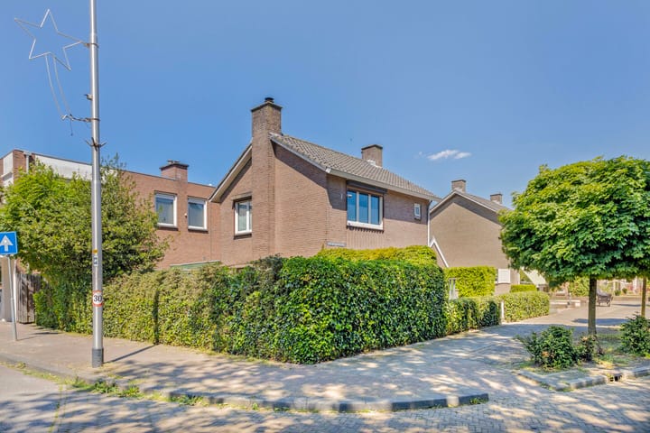 Foto 26 van Groenewoudseweg 9