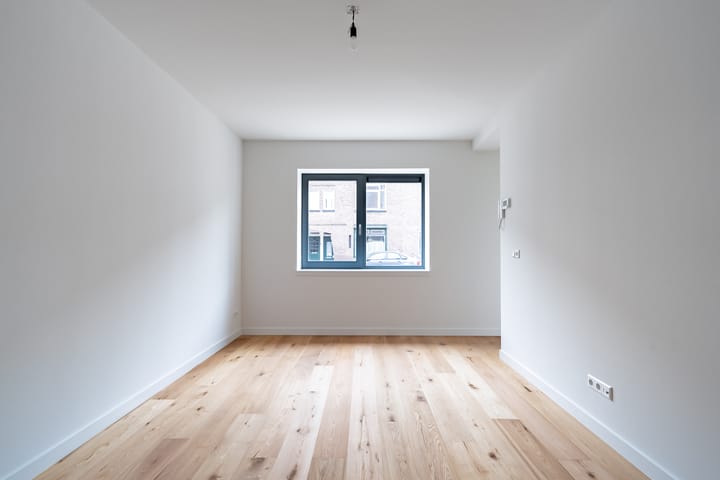 Foto 6 van Laan van Nieuw-Guinea 43-A