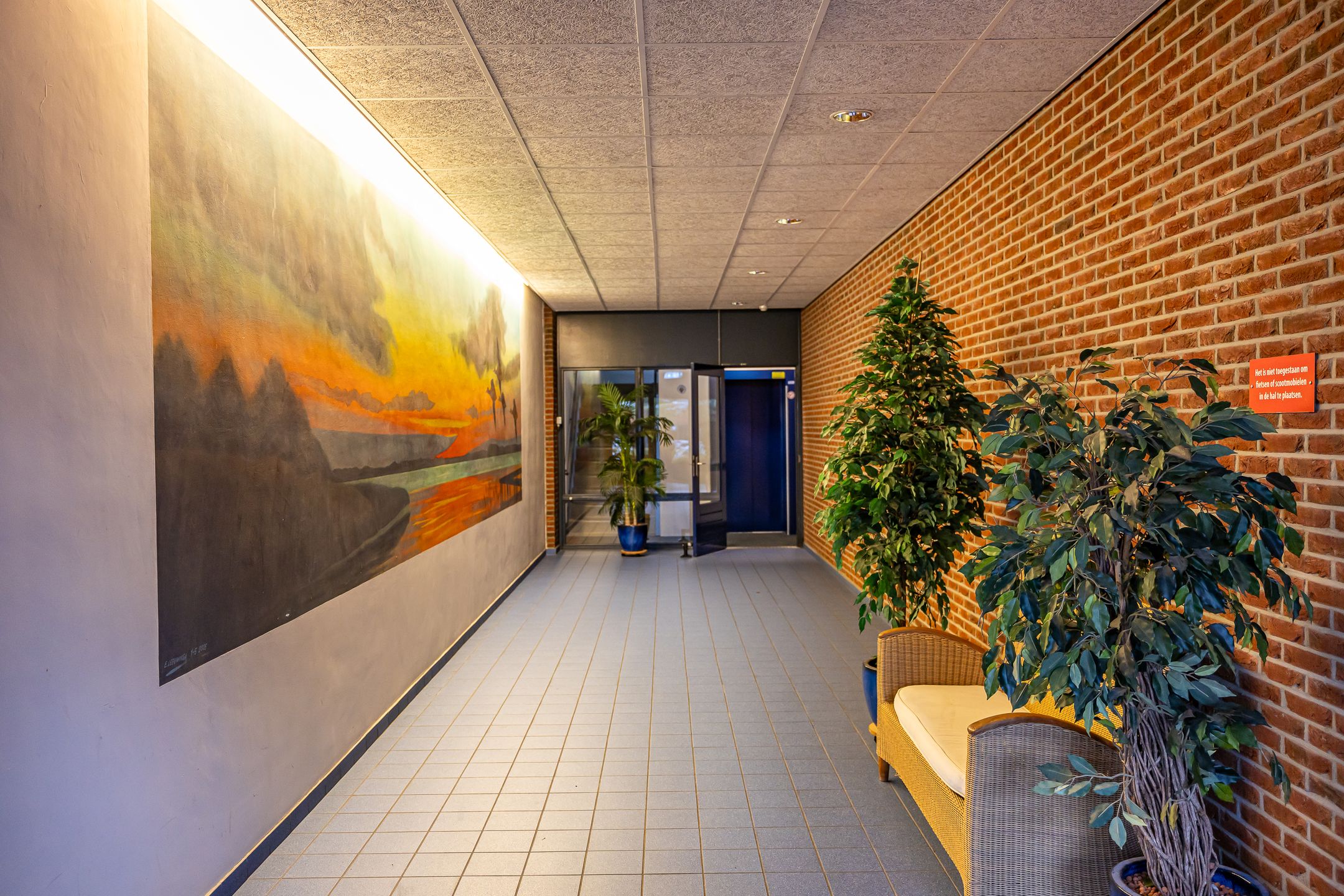 Foto 3 van Burg v Roijenstr Oost 4-G