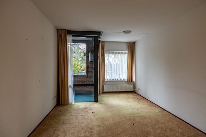 Photo 13 of Burg v Roijenstr Oost 4-G