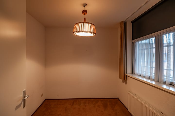 Photo 16 of Burg v Roijenstr Oost 4-G