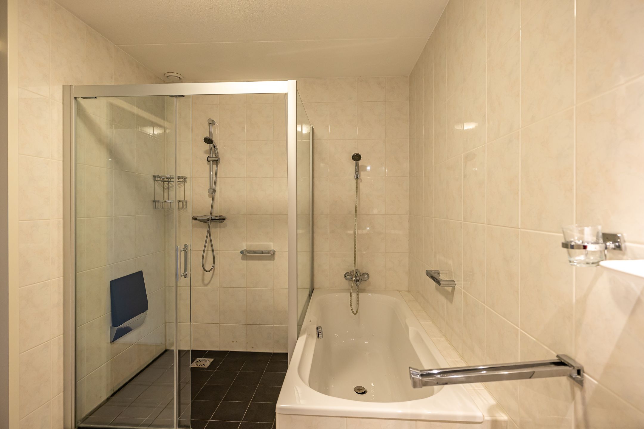 Foto 18 van Burg v Roijenstr Oost 4-G