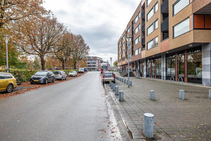 Bekijk foto 27 van Burg v Roijenstr Oost 4-G