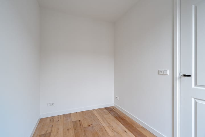 Foto 15 van Laan van Nieuw-Guinea 43-C