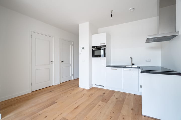 Foto 10 van Laan van Nieuw-Guinea 43-G