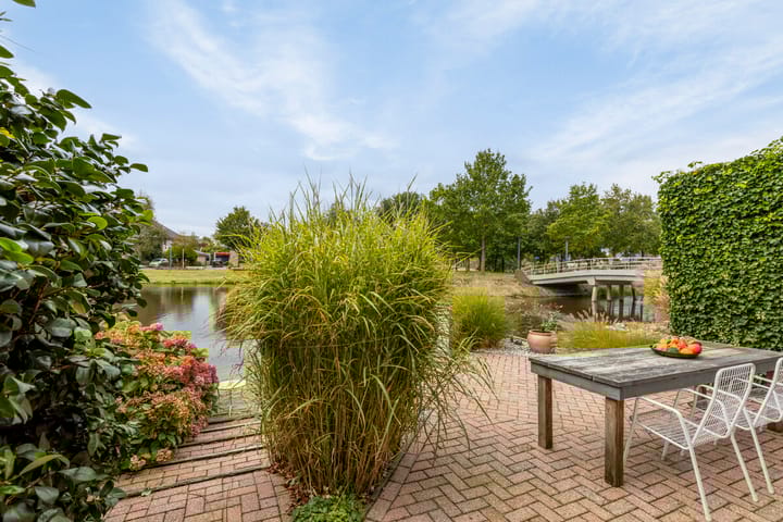 Foto 38 van Kalmoes 67