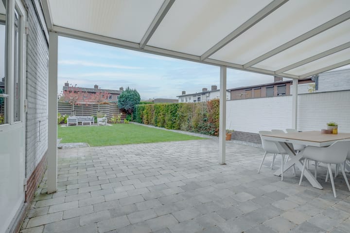 Photo 24 of Reinoud van Gelderstraat 20