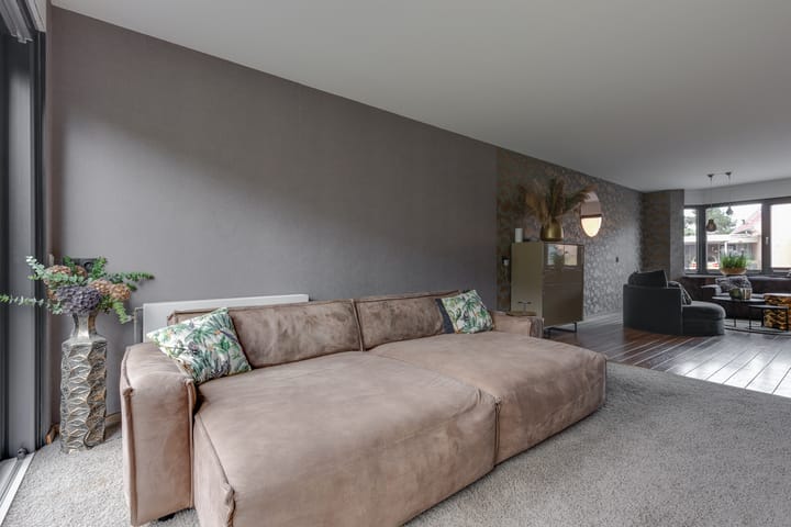 Foto 10 van Leliestraat 77