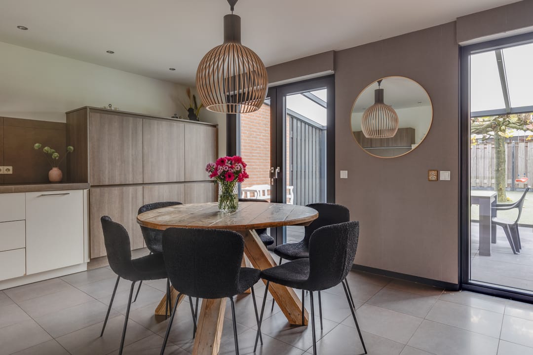 Foto 17 van Leliestraat 77