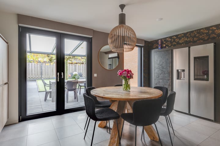 Foto 24 van Leliestraat 77