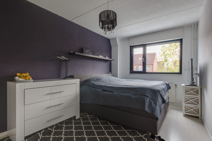 Foto 28 van Leliestraat 77