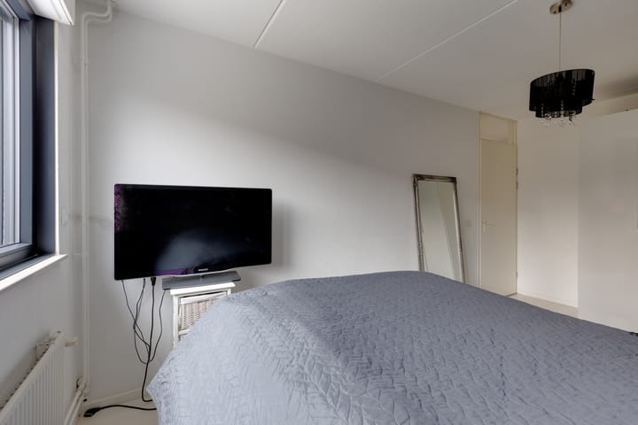 Foto 30 van Leliestraat 77