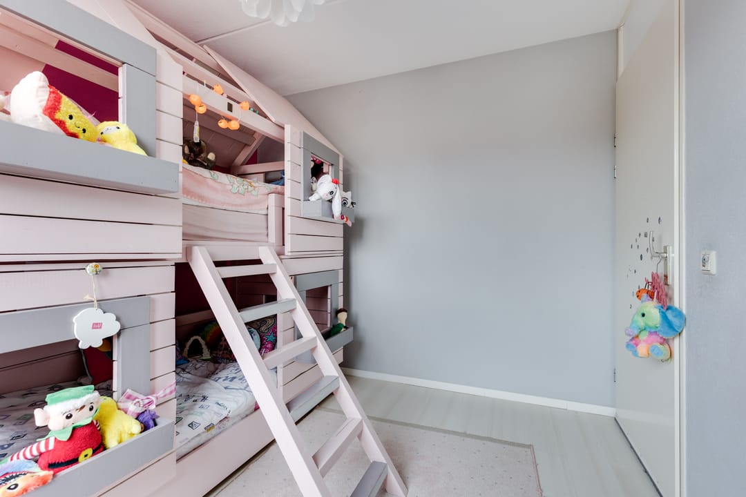 Foto 32 van Leliestraat 77