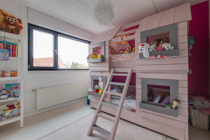 Foto 33 van Leliestraat 77