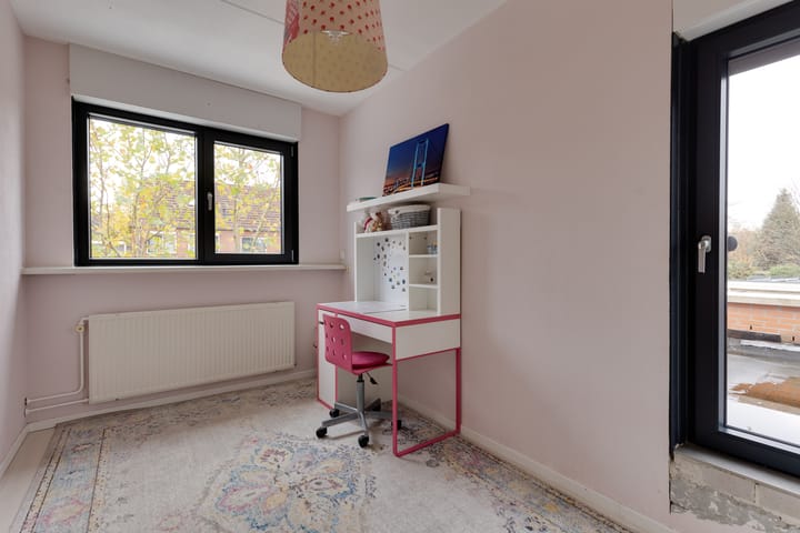 Foto 34 van Leliestraat 77