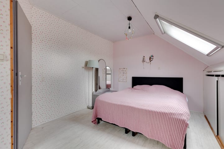 Foto 41 van Leliestraat 77